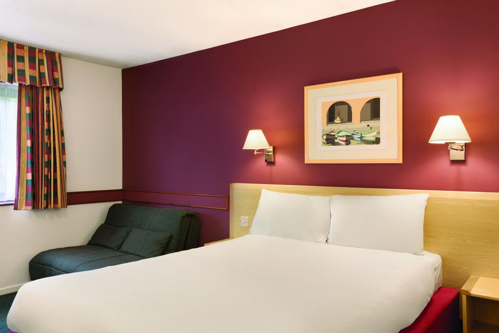Days Inn Hotel Bradford - Leeds Brighouse Habitación foto
